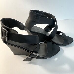 ⭐️Host Pick⭐️ NWOT Michael Antonio Black Sandals Size 10